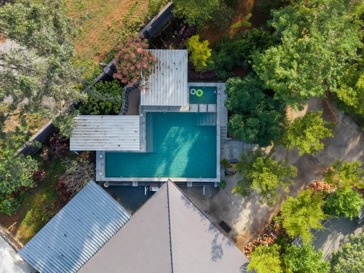 Swimming pool at Aamara Resort, Magadi