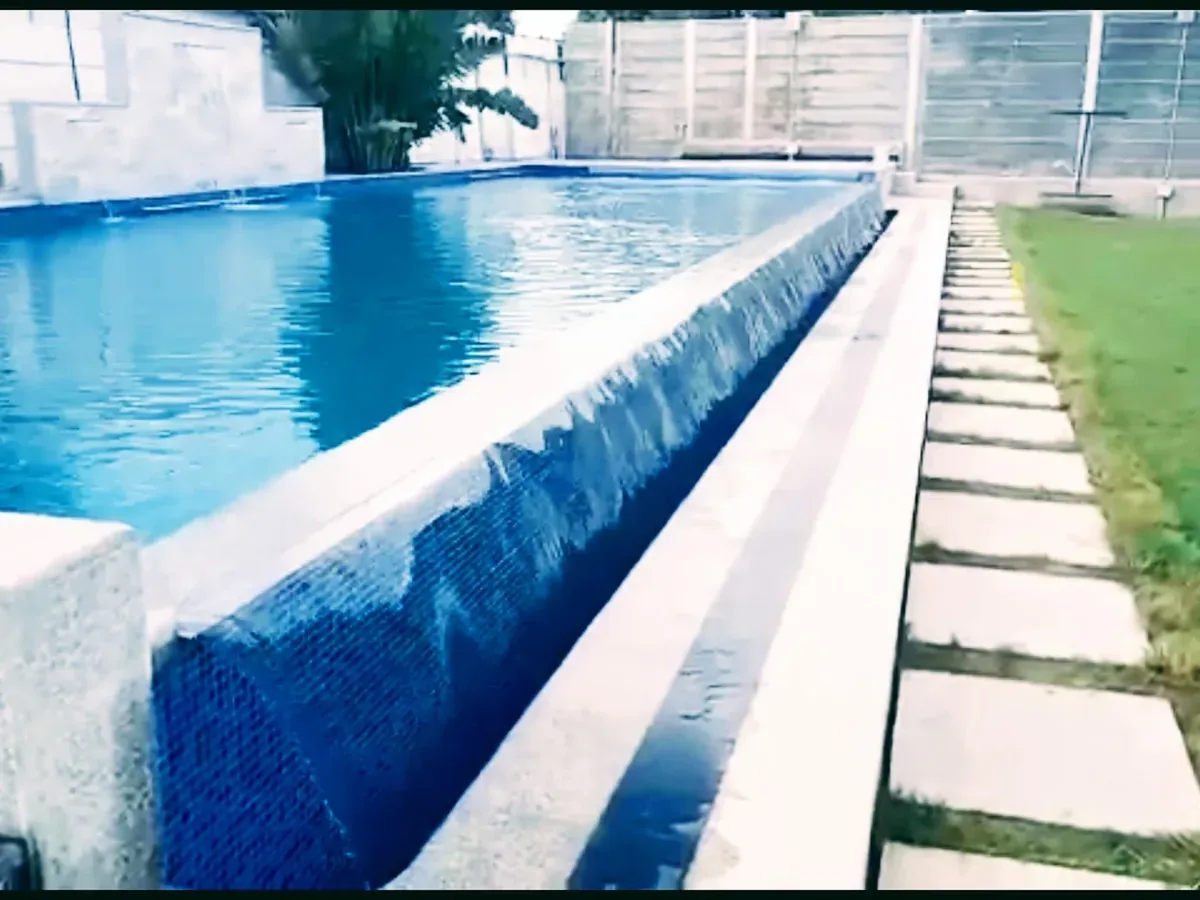 Swimming pool at Sheela Farms, Bangalore